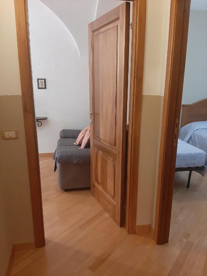 Alloggi Piazza Umberto Primo Pacentro Luaran gambar